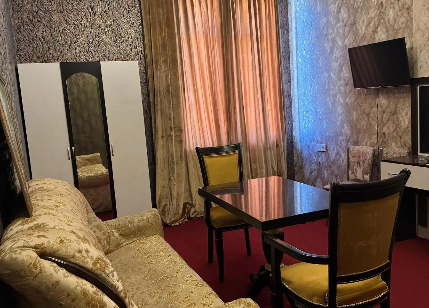 Urban Badamdart Hotel Baku