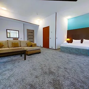 Crossway Otel