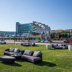 Ramada By Wyndham Hotel